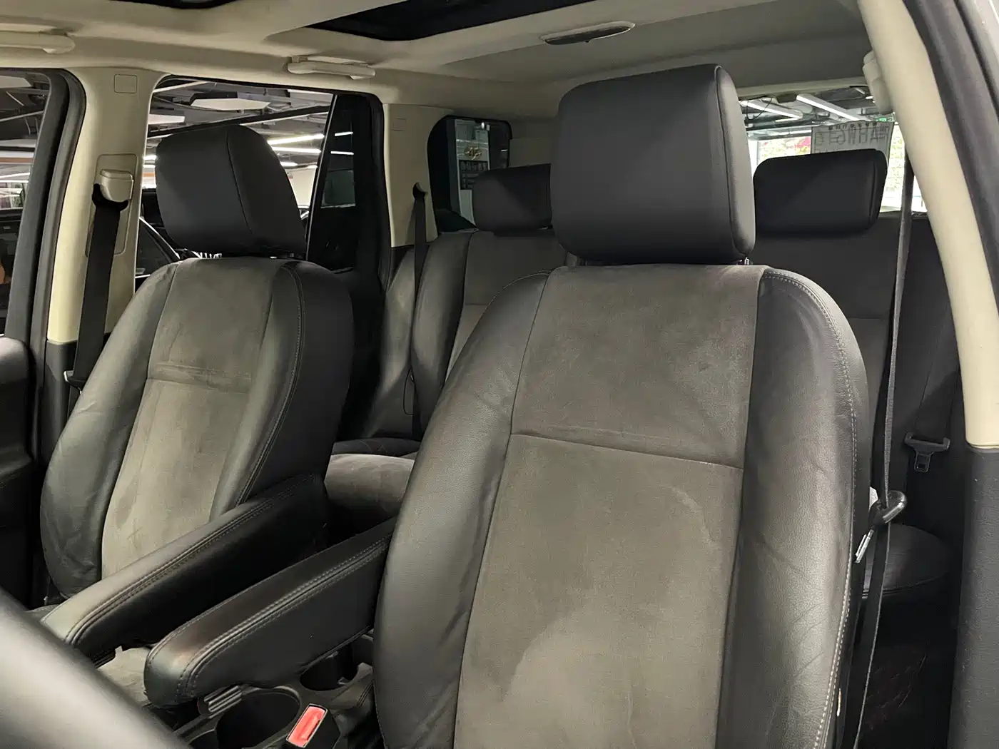 Land Rover Freelander 2 2010 2.2 TD4 Automatic HSE Diesel фото 22