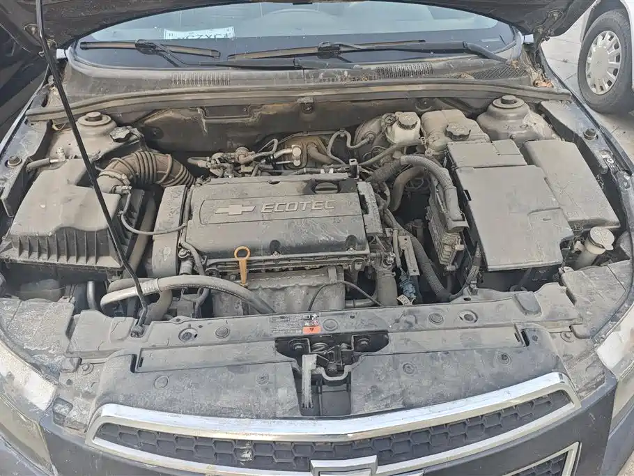 Chevrolet Cruze 2012 1.6L SE MT фото 10