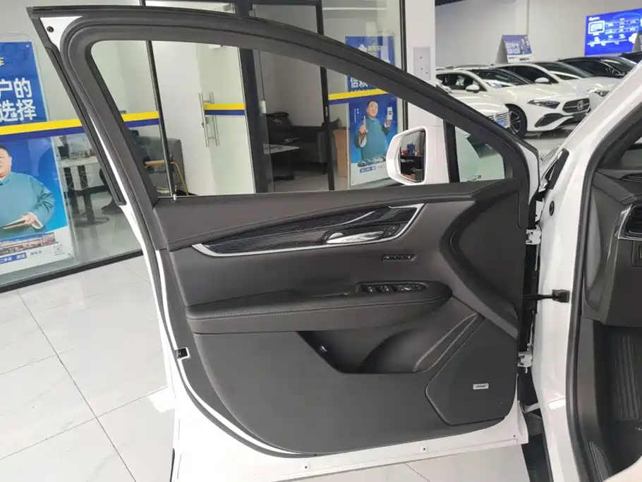 Cadillac XT5 2024 2023 2.0T 2WD Fashion Edition