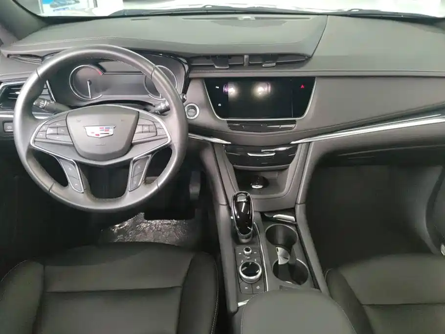 Cadillac XT5 2024 2023 2.0T 2WD Fashion Edition