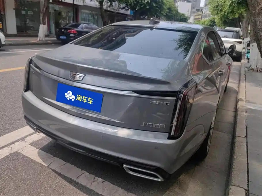 CADILLAC CT6