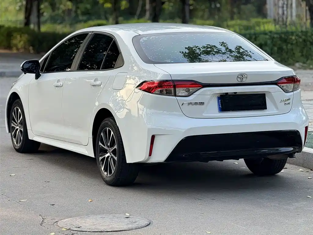 Toyota Levin 2023 185T CVT Luxury фото 5