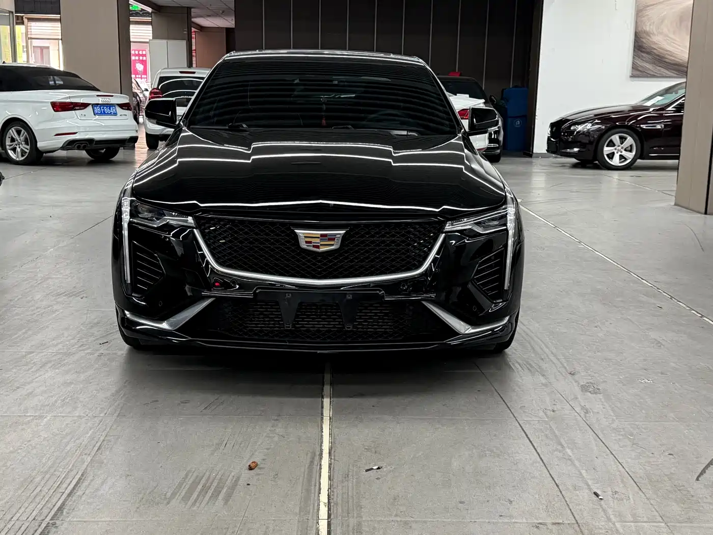 Cadillac CT4 2021 28T Premium Edition фото 2