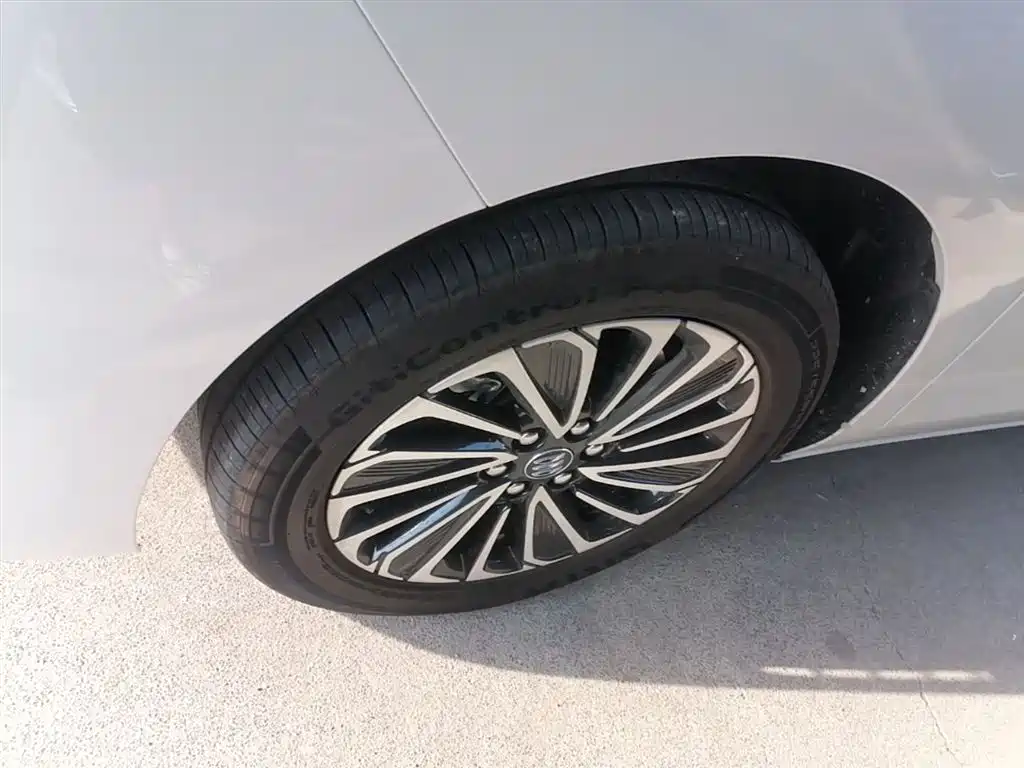 Buick GL8 New Energy 2025 Landlux Smart Edition 7-seater фото 23