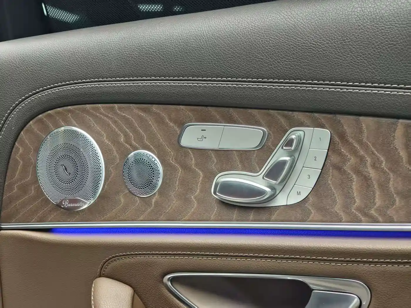 Mercedes-Benz E-Class 2020 E 300 L Luxury Model фото 14