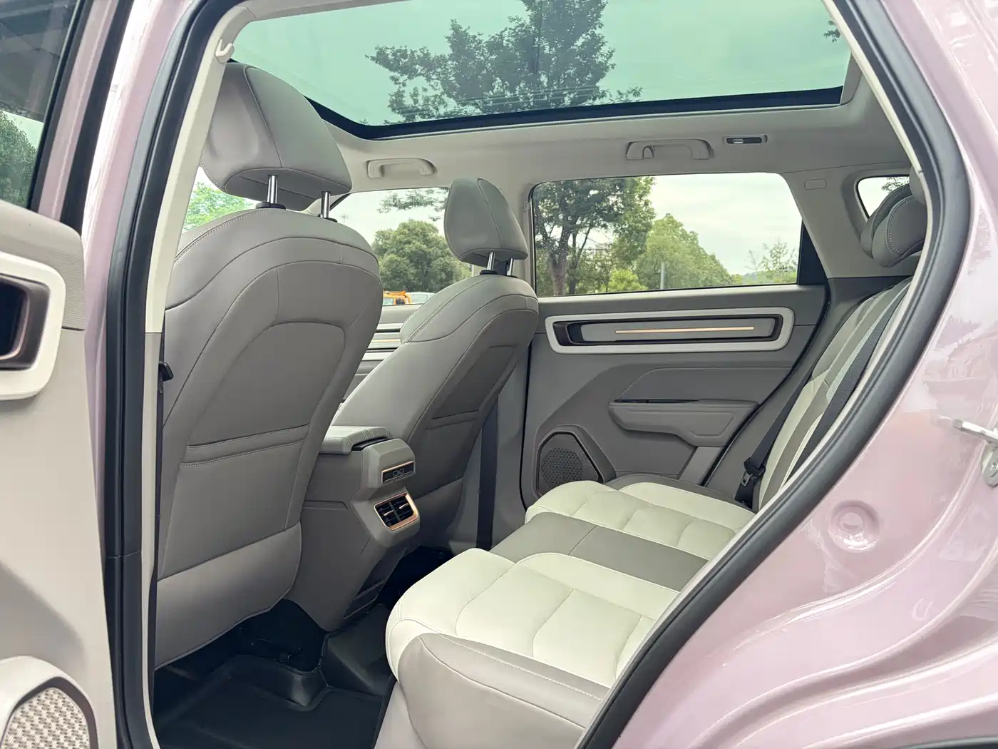 Geely ICON 2025 2026 Chocolate 1.5TD Pure Edition