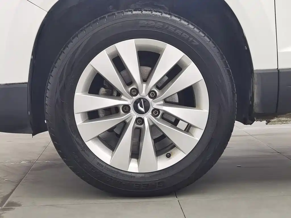 Фото 17 - Jetta VS5