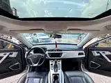Фото 13 - Geely Atlas