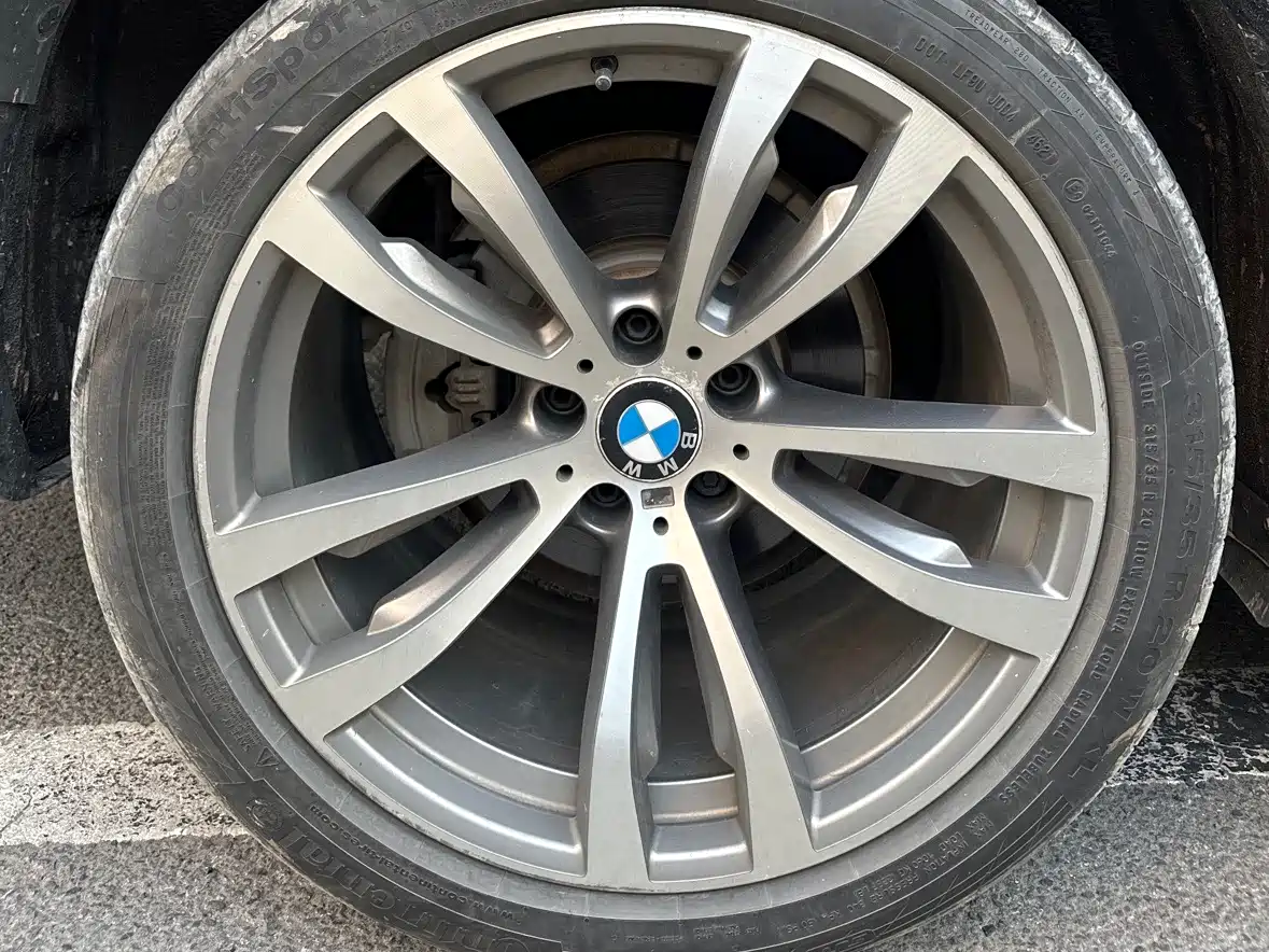 صورة 6 - BMW X5 (Import)
