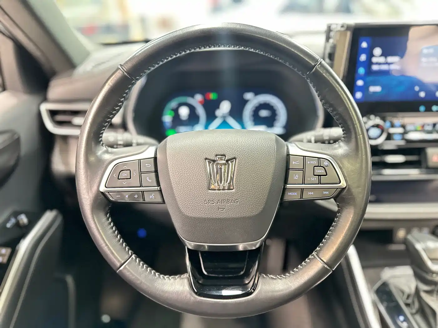 Toyota Crown Kluger 2021 2.5L HEV 4WD Premium фото 27