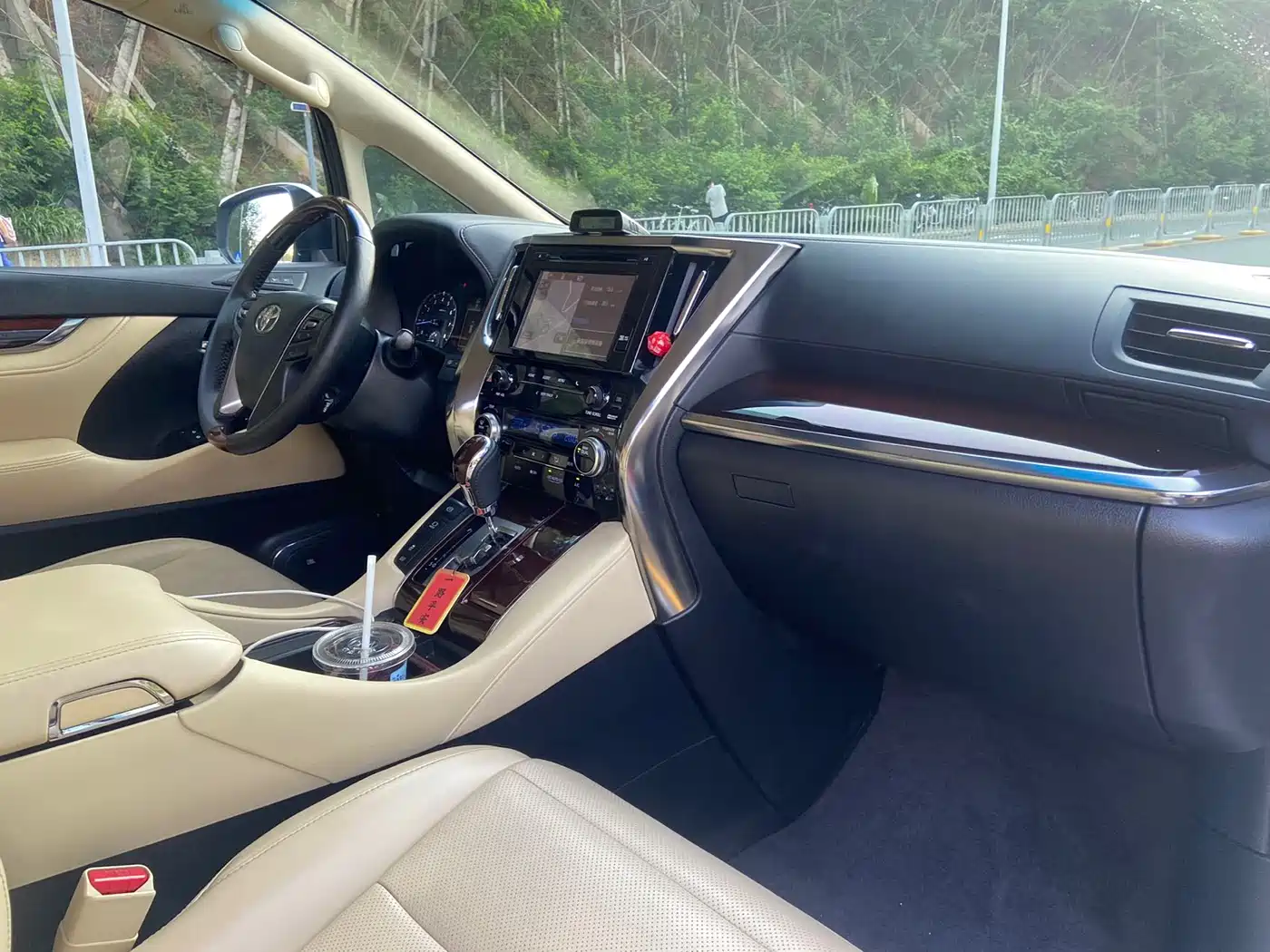 Toyota Alphard 2015 3.5L Luxury Edition фото 13
