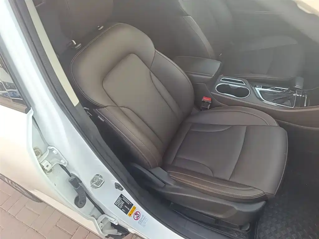 Changan CS35 PLUS 2019 2018 1.6L Automatic Smooth Connect China V