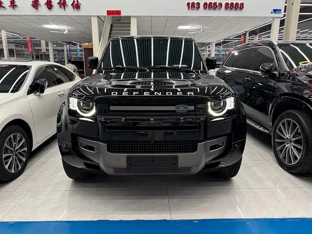 Land Rover Defender 2025 110 3.0T P400 -Dynamic HSE