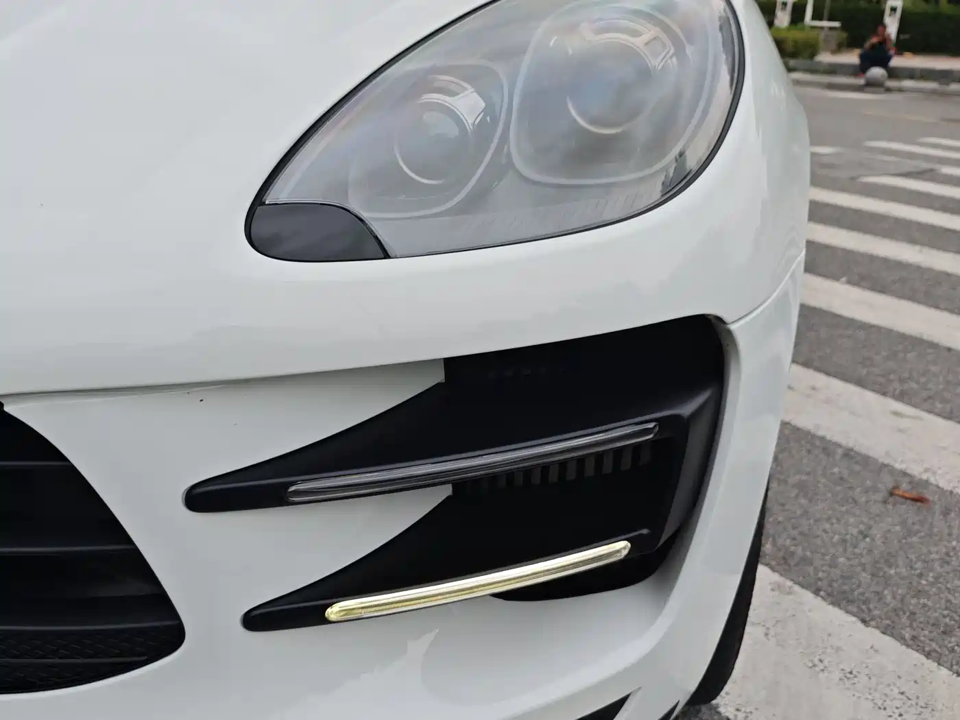 Porsche Macan 2016 Macan Turbo 3.6T фото 3
