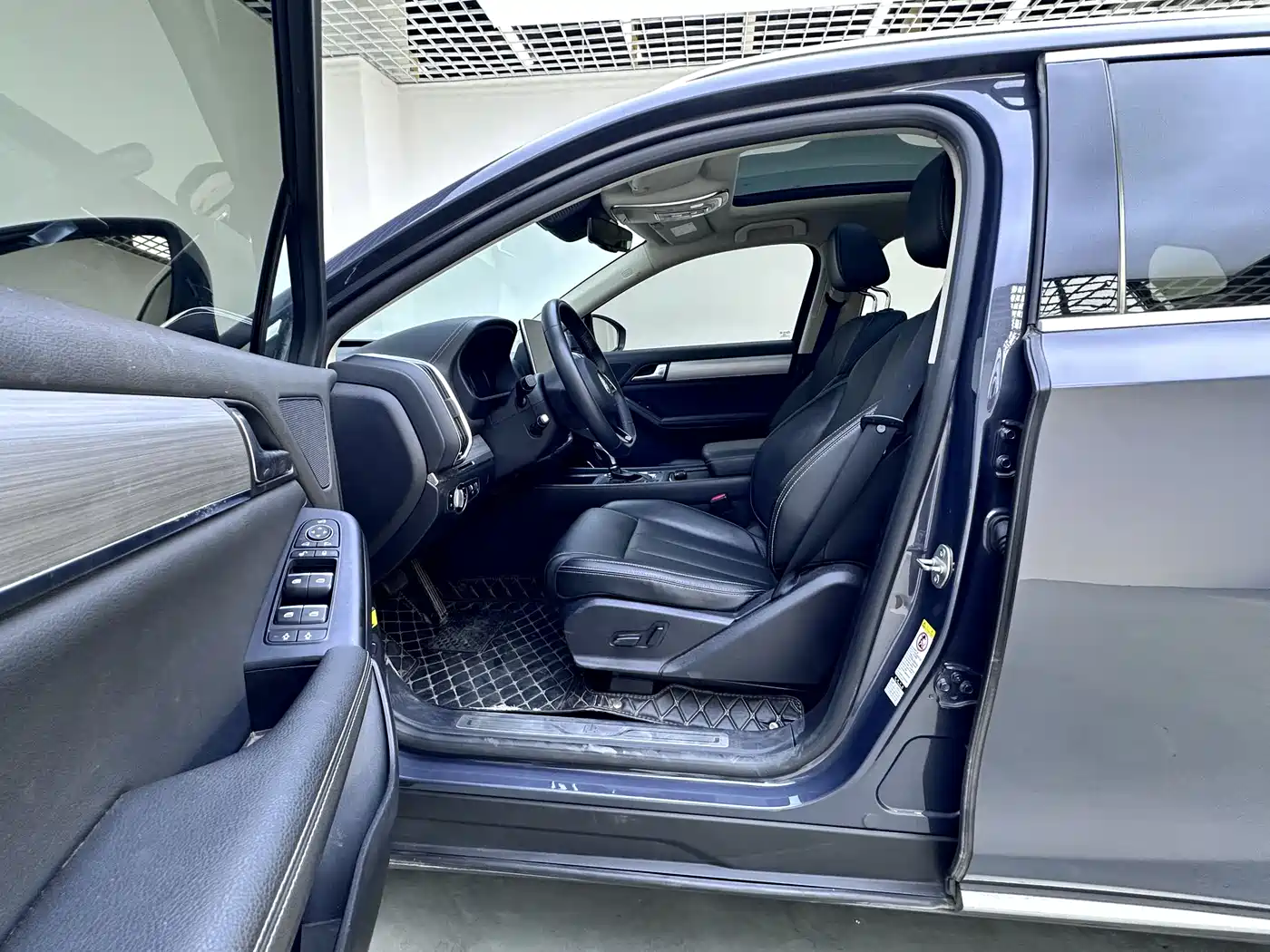 BYD Tang 2018 2.0T Automatic Smart Connection Noble Edition 7-Seater China V фото 13