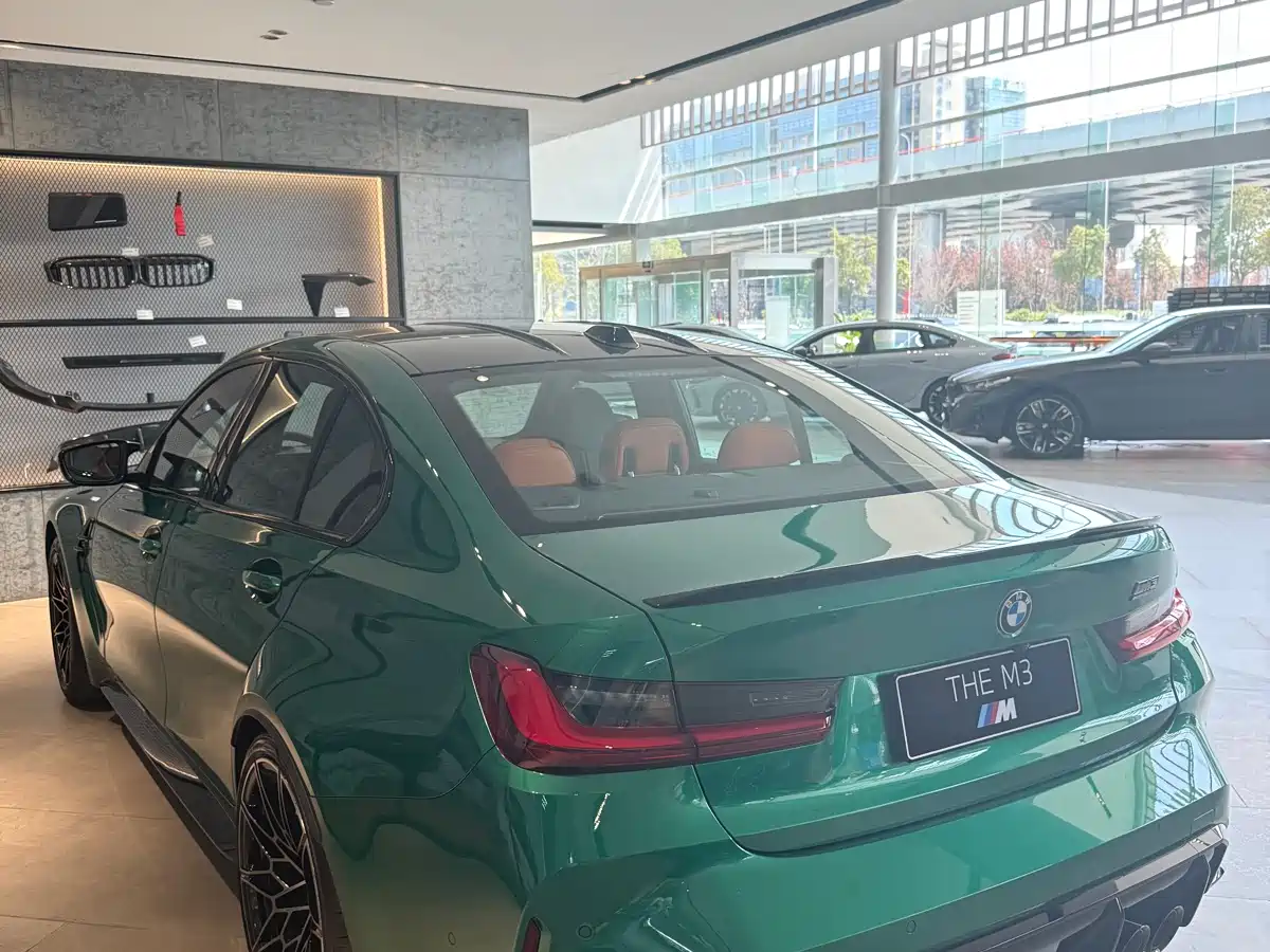 BMW M3 2024 M3 Sedan M xDrive Competition фото 7