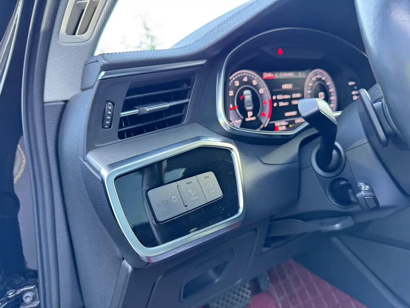 Audi A6L 2020 40 TFSI Luxury Elegance фото 17