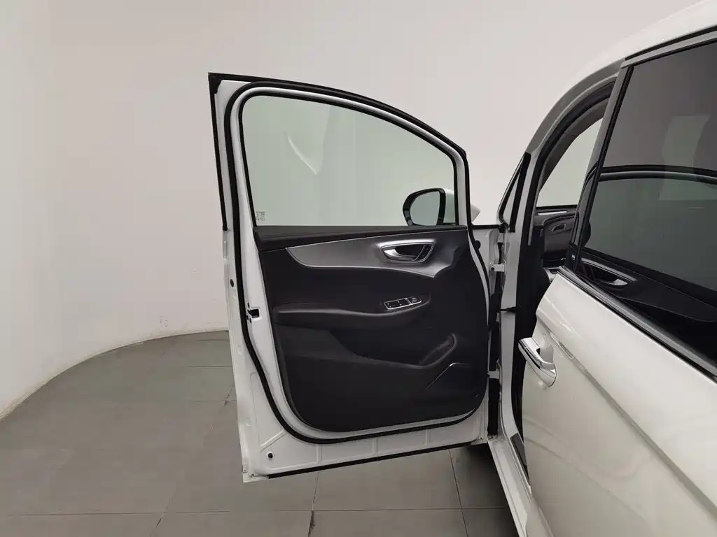 Roewe iMAX8 2024 2023 400TGI Comfort Edition