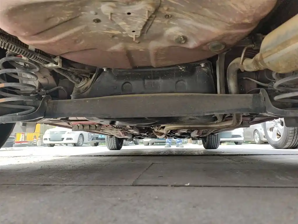Toyota YARiS L Zhi Xuan 2017 1.5E CVT Speed Upgrade Edition фото 24
