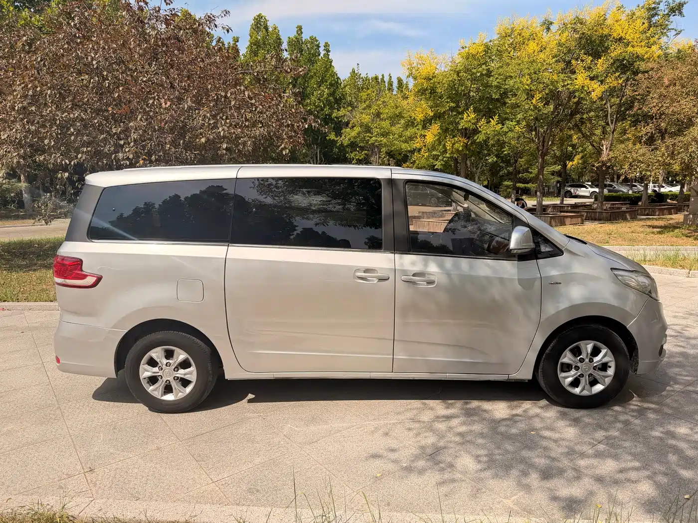 Maxus G10 2015 2015 2.0T Automatic Commemorative Edition