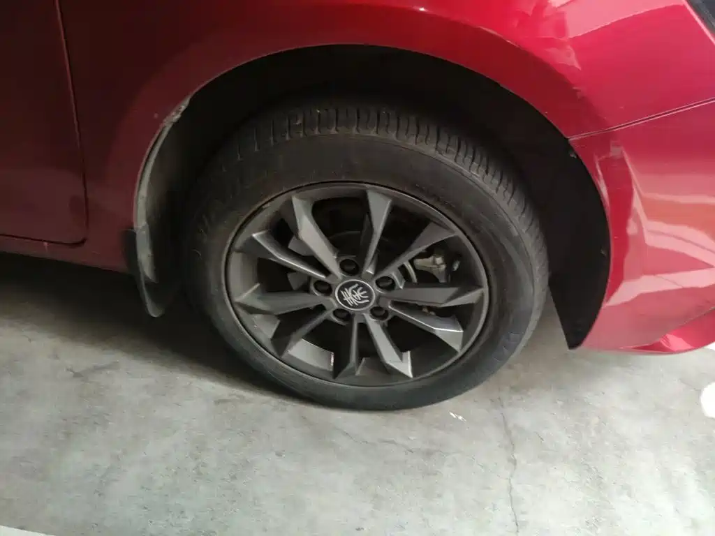 BYD Qin 2021 2019 1.5L Automatic Luxury Edition