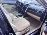 Photo 10 - Toyota Camry