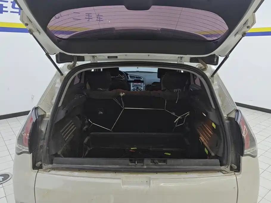 Photo 4 - Peugeot 3008