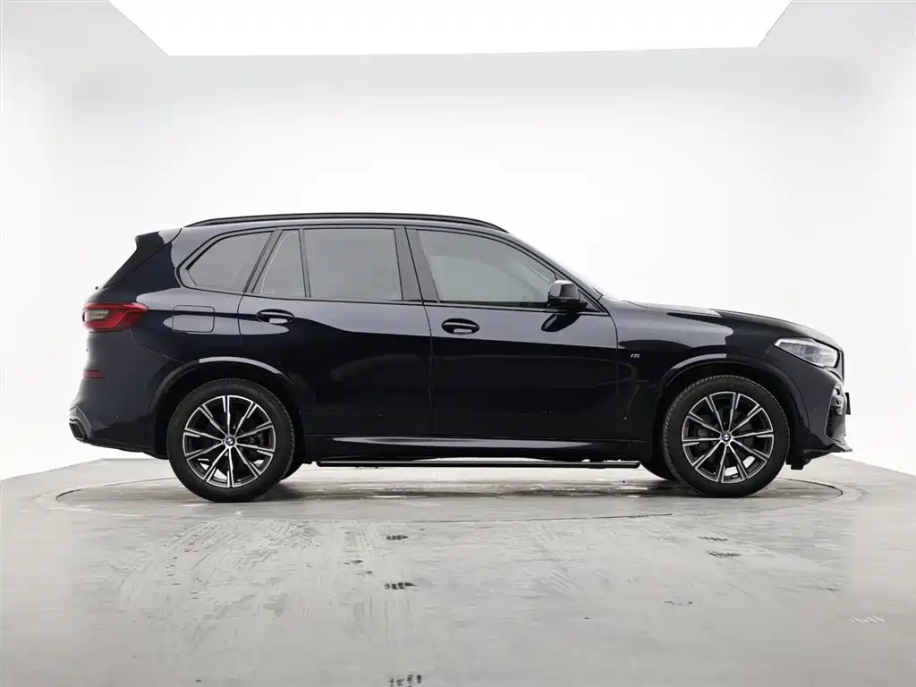 BMW X5 (Import) 2019 xDrive40i M Sport Package фото 6