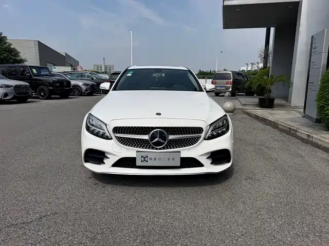 Mercedes-Benz C-Class 2020 Facelift C 200 L Fashion Sport Version — фото 2