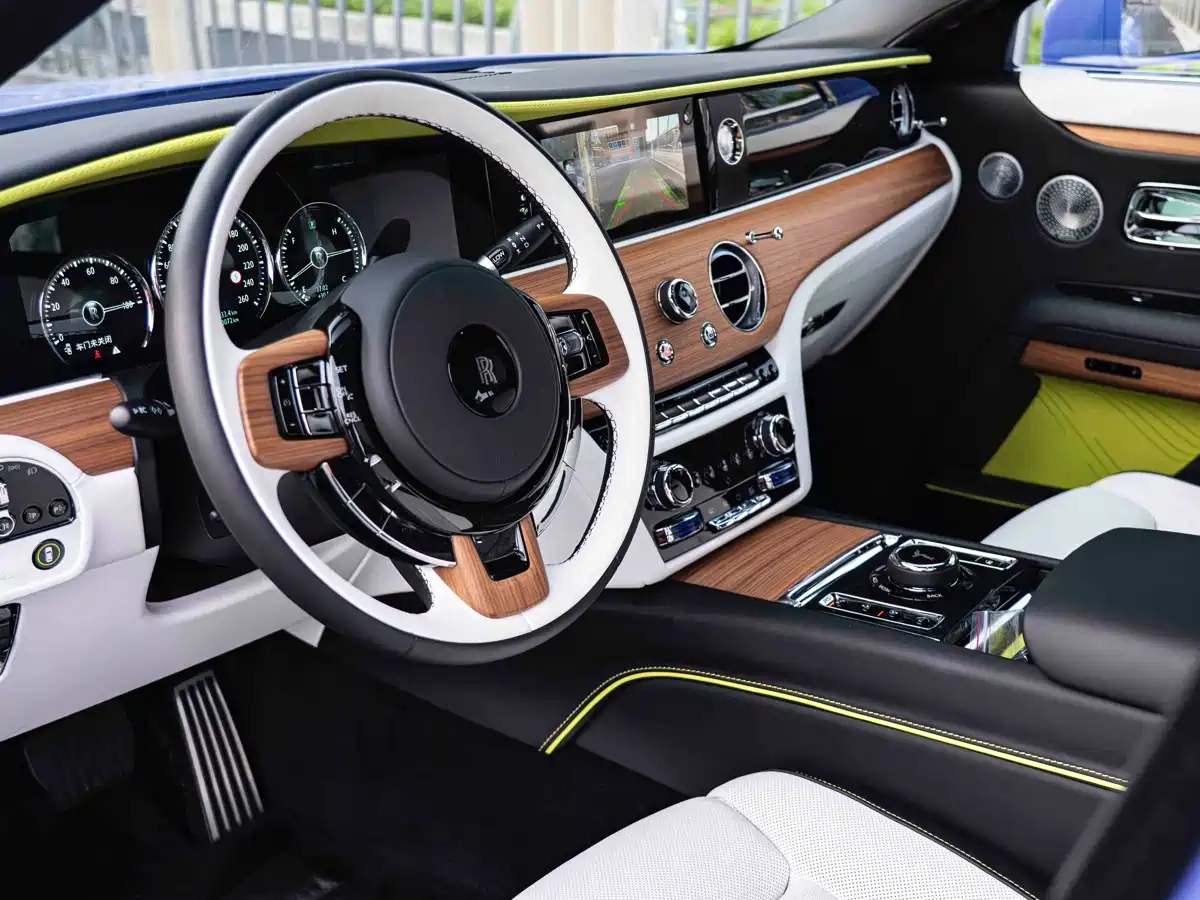 ROLLS-ROYCE GUST
