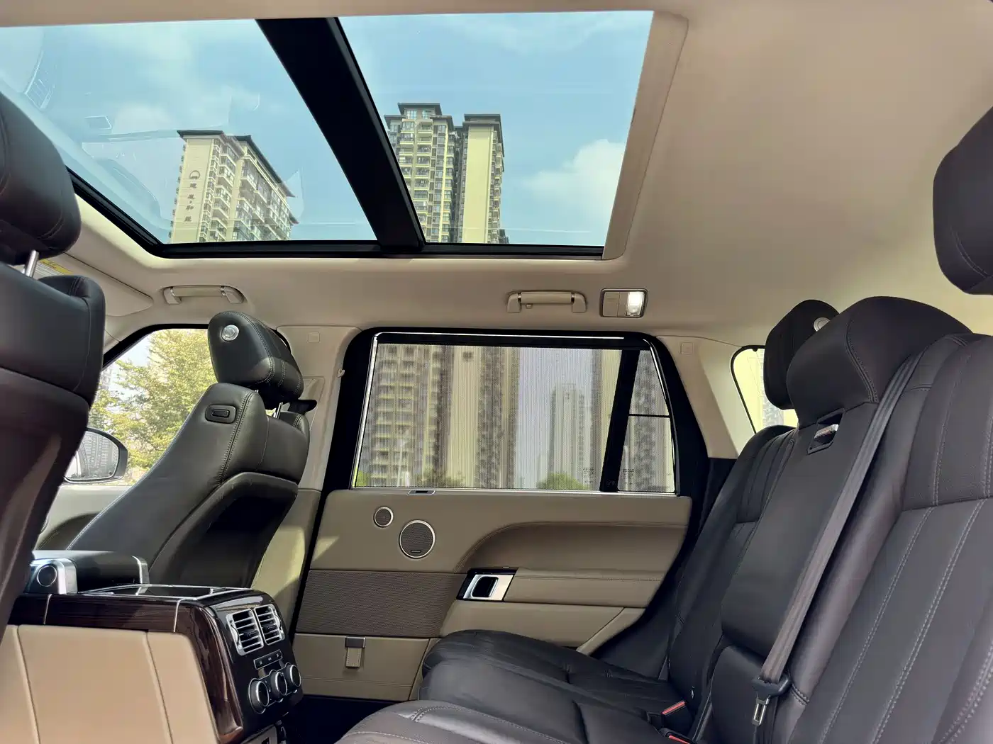 Land Rover Range Rover 2017 3.0 SC V6 Vogue LWB (Long Wheelbase) фото 15
