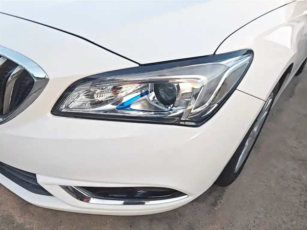 Buick Verano 2017 Sedan 15S Manual Progressive фото 24