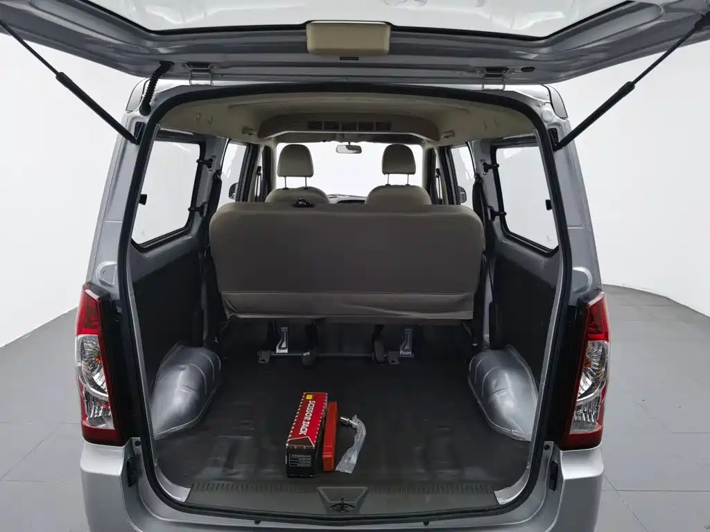 Wuling Motors Wuling Rongguang S 2024 2023 1.5L Base 5/7 Seater