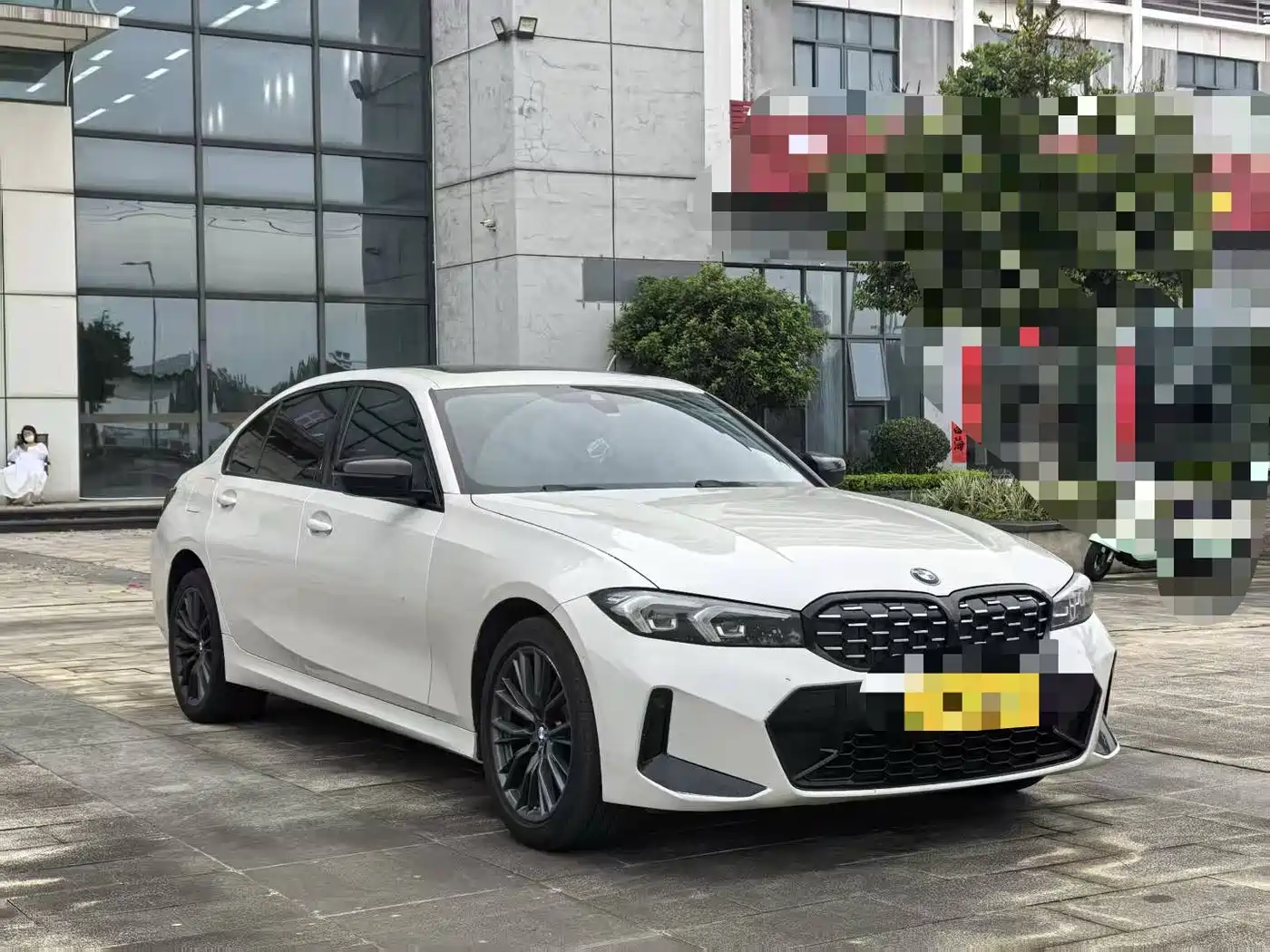 BMW 3 Series 2024 325Li M Sport Shadowline Package фото 3