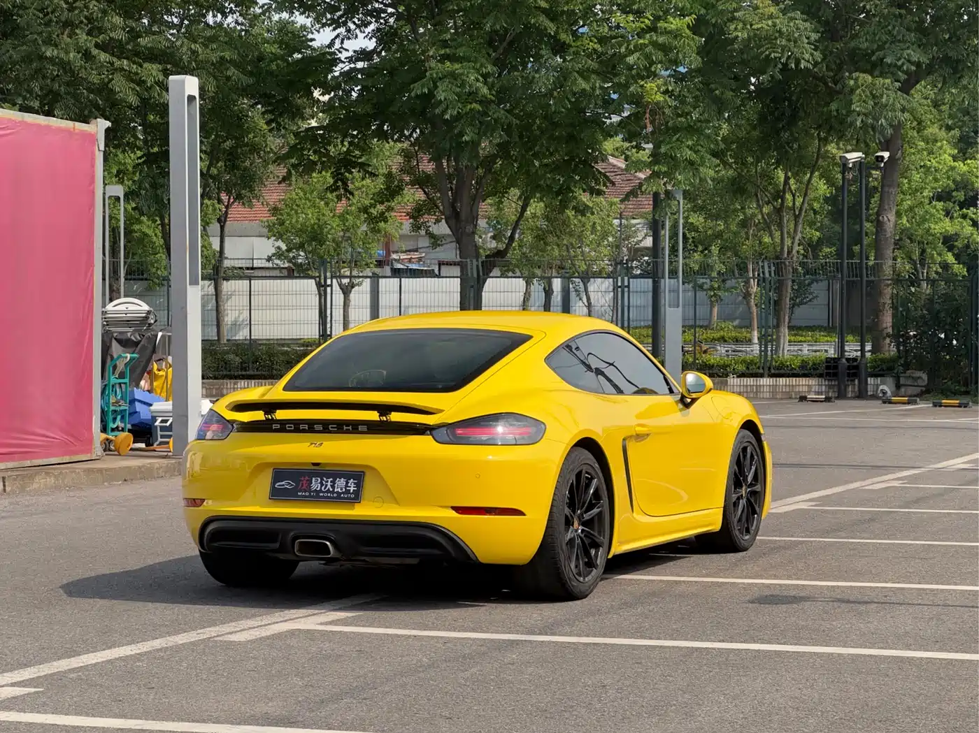 Porsche 718 2018 Cayman 2.0T фото 5
