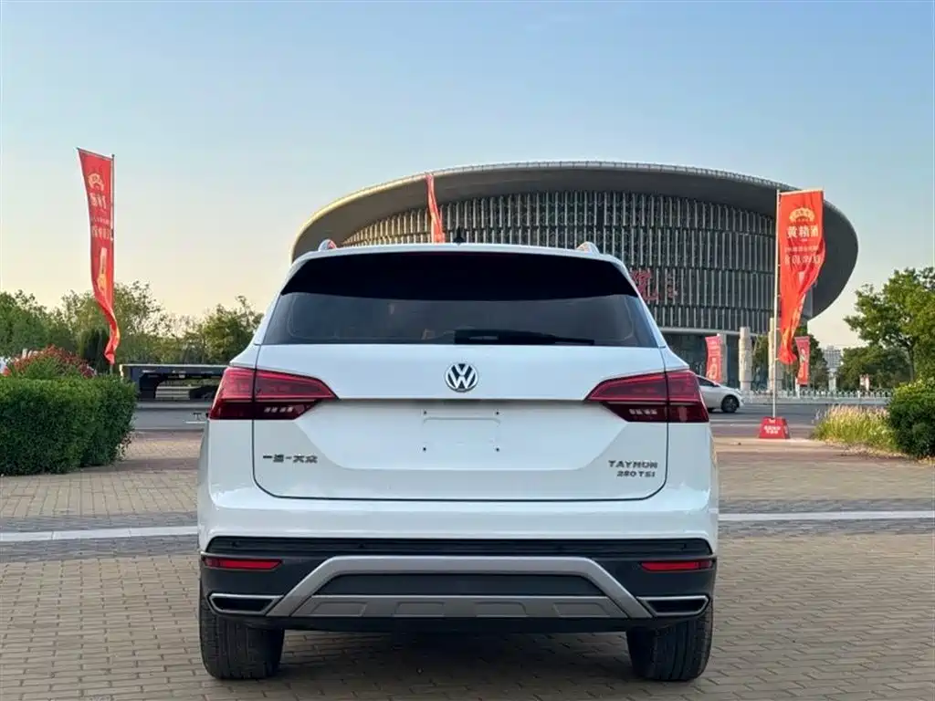Volkswagen Tayron 2020 280TSI 2WD Luxury Smart Edition фото 5