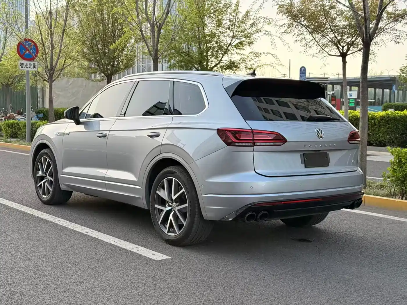 Volkswagen Touareg 2020 3.0TSI Enjoyment Edition China VI фото 6