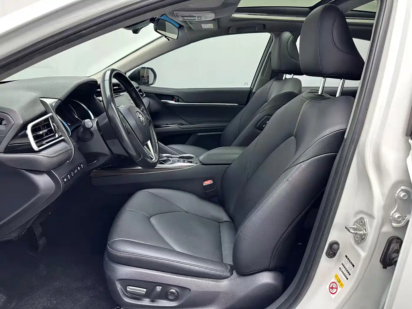 Toyota Camry 2018 2.5G Luxury Edition фото 5