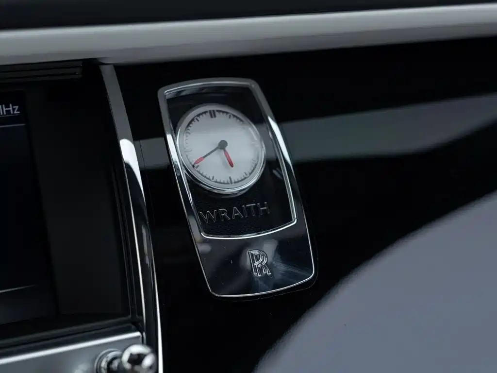 Фото 15 - Rolls-Royce Wraith