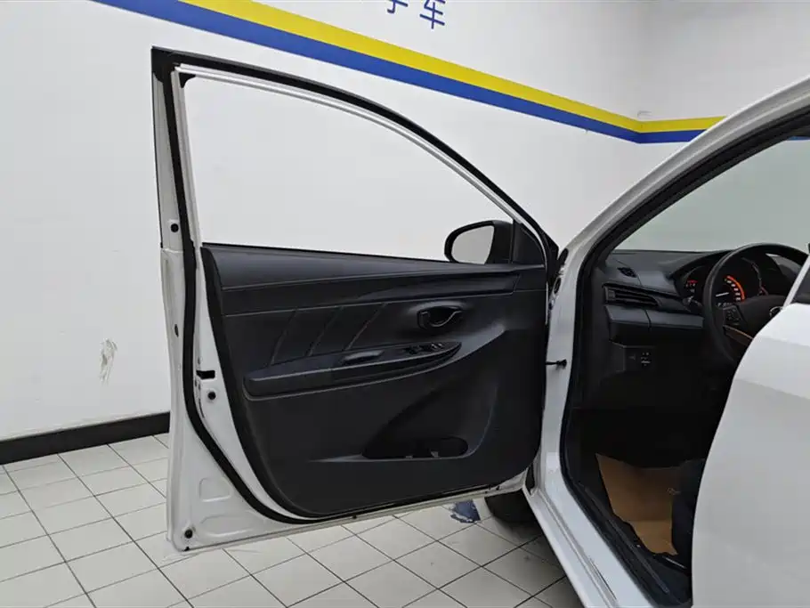 Toyota YARiS L Zhi Xuan 2022 1.5L CVT Leading PLUS Edition фото 7