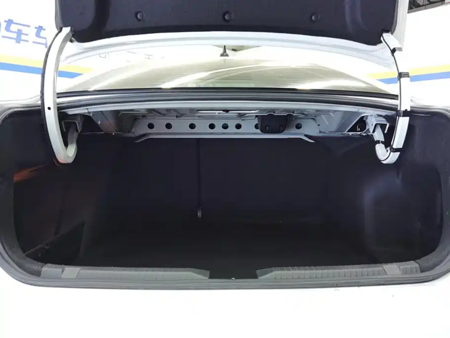 Volkswagen Bora 2021 1.5L Automatic Fashion Smart Edition фото 4