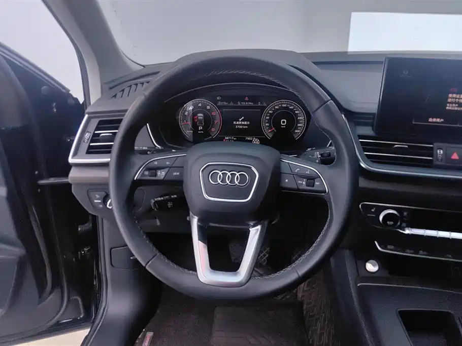 Audi Q5L 2023 40T Luxury Elegance фото 15