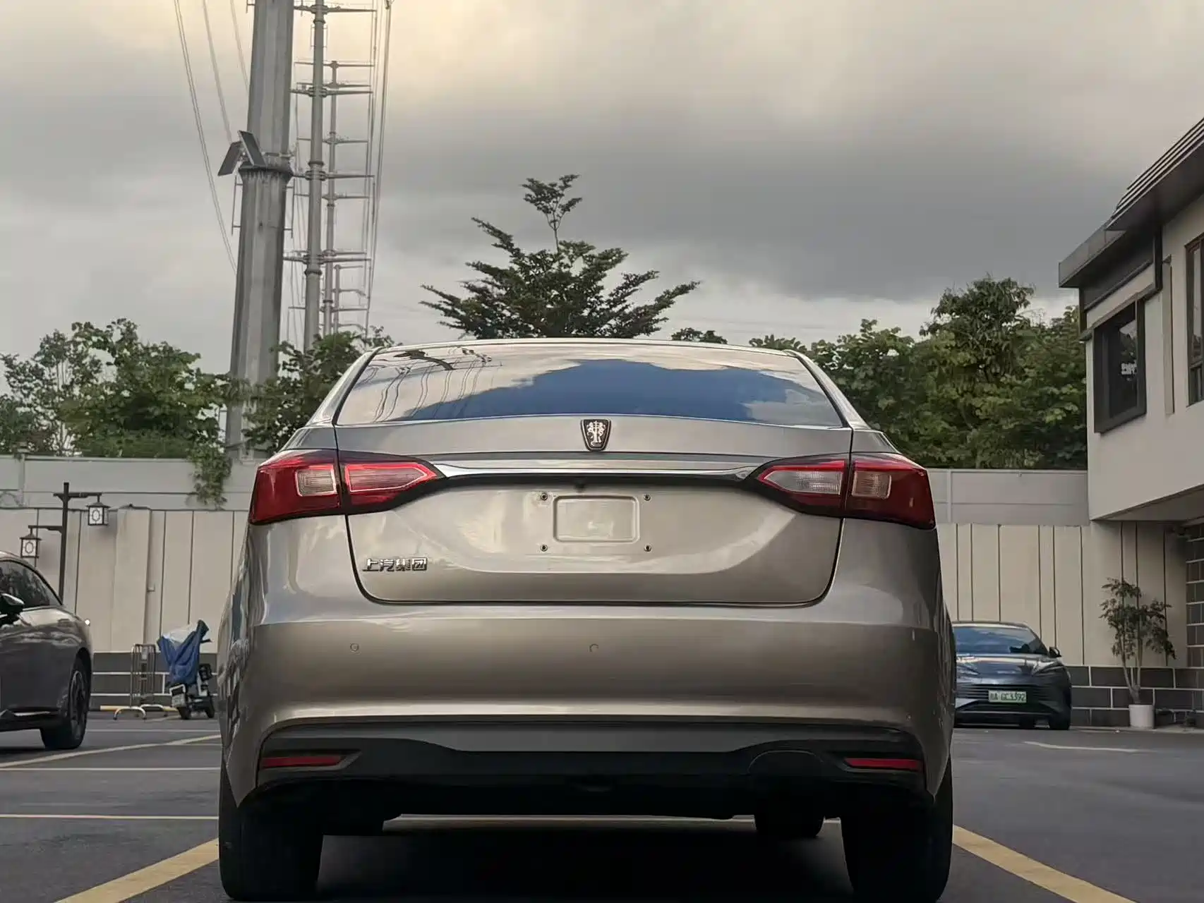 Фото 5 - Roewe 360