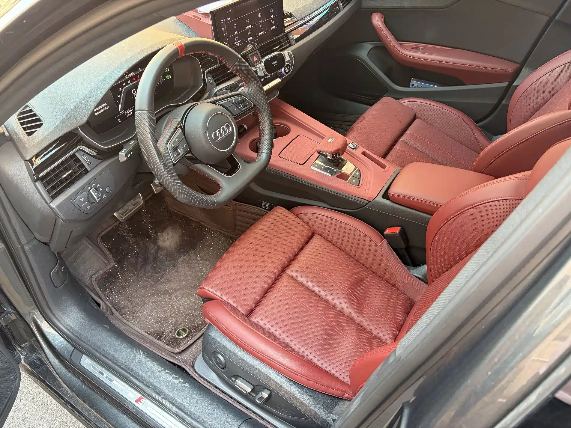 Photo 6 - Audi A4L