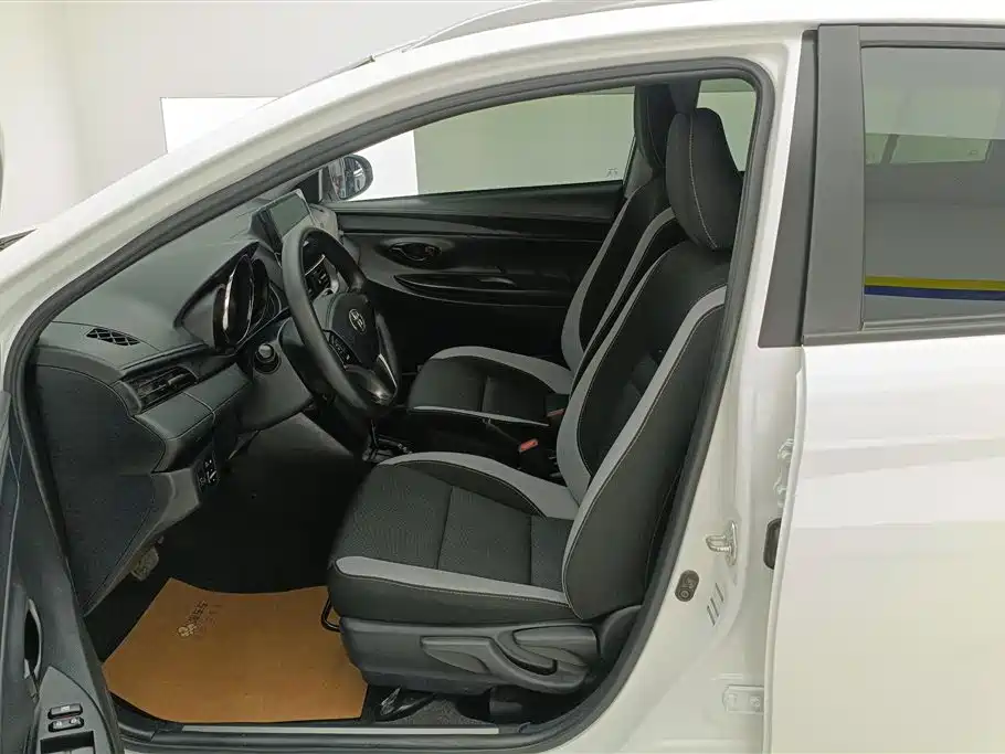 Toyota YARiS L Zhi Xuan 2020 Zhi Xuan X 1.5L CVT Leading фото 9