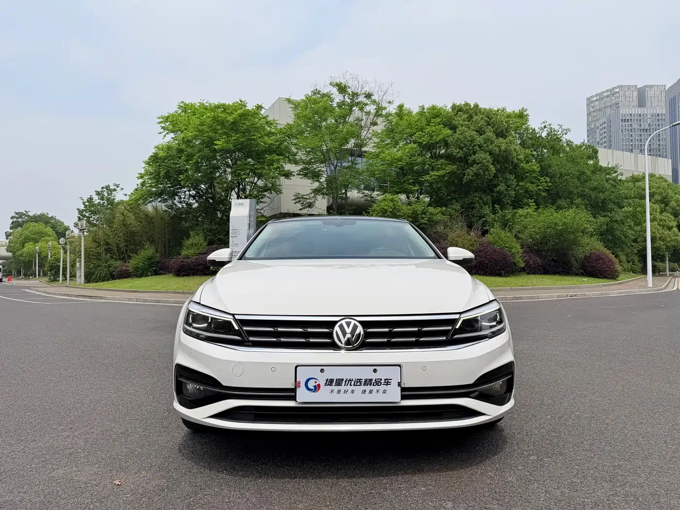 Volkswagen Lamando 2019 280TSI DSG Luxury Edition China V фото 2