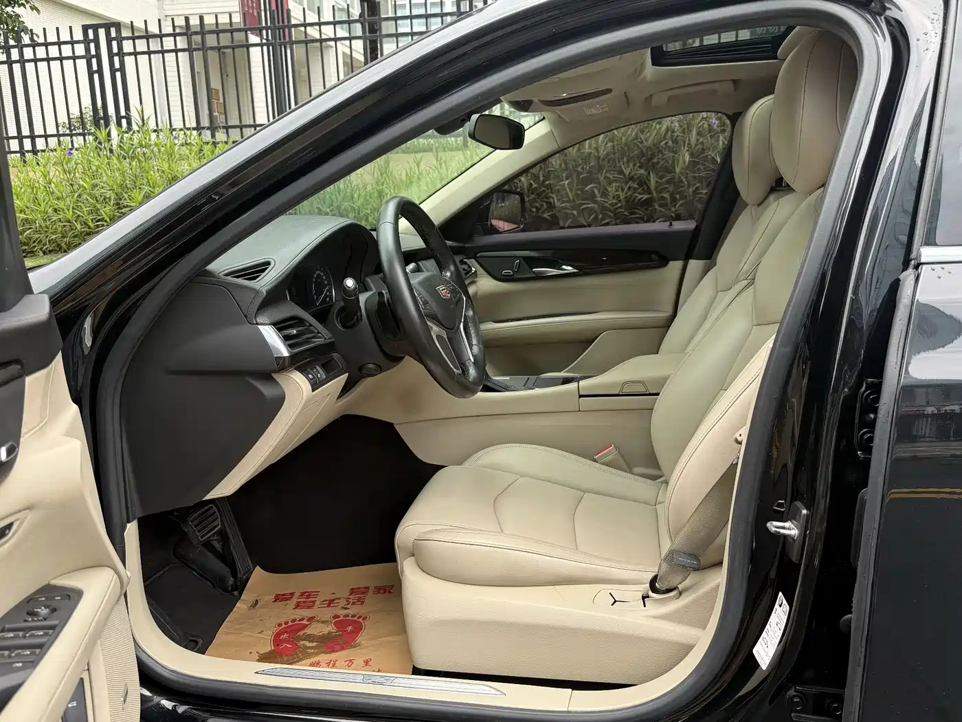 Photo 9 - Cadillac CT6