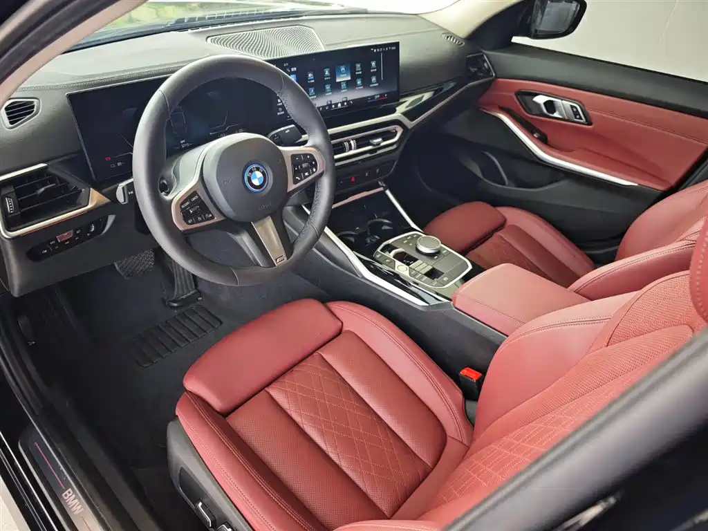 BMW i3 2024 eDrive 35 L фото 8