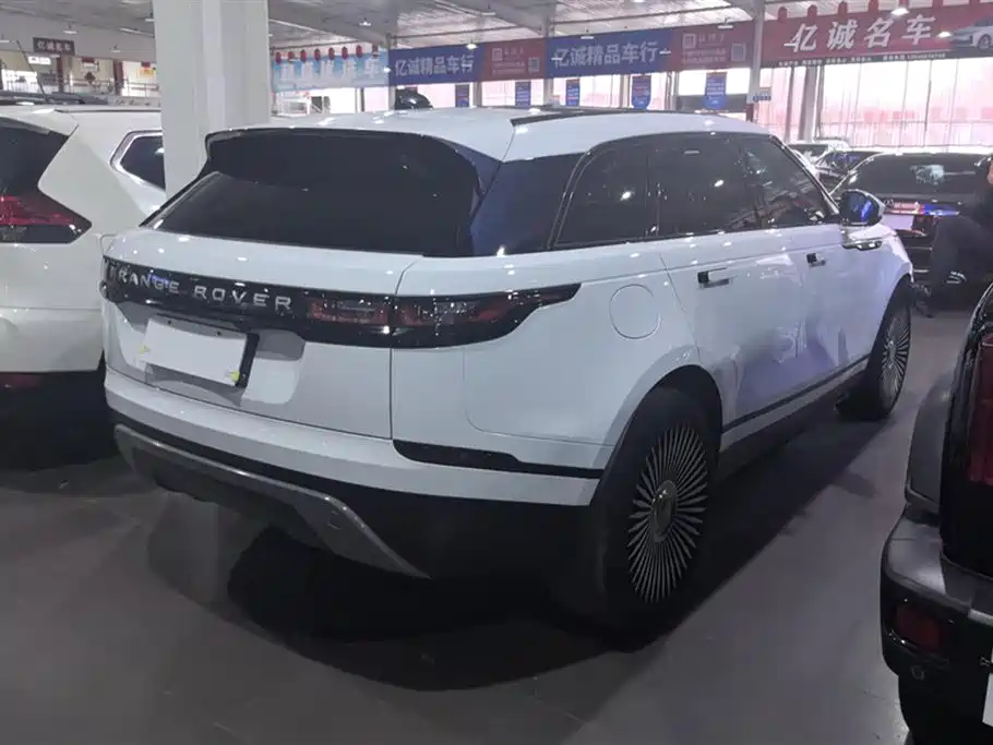 Land Rover Range Rover Velar 2019 250PS фото 3