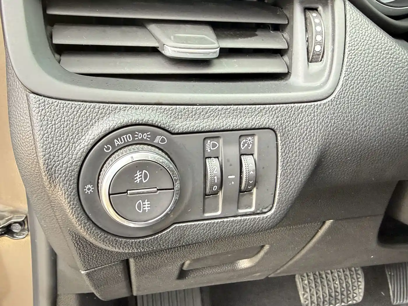 Buick Envision Plus 2015 2015 20T 2WD Elite